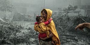 'Unhinged' Trump Vows 'There Will Be All Hell to Pay' If Hostages Not Released