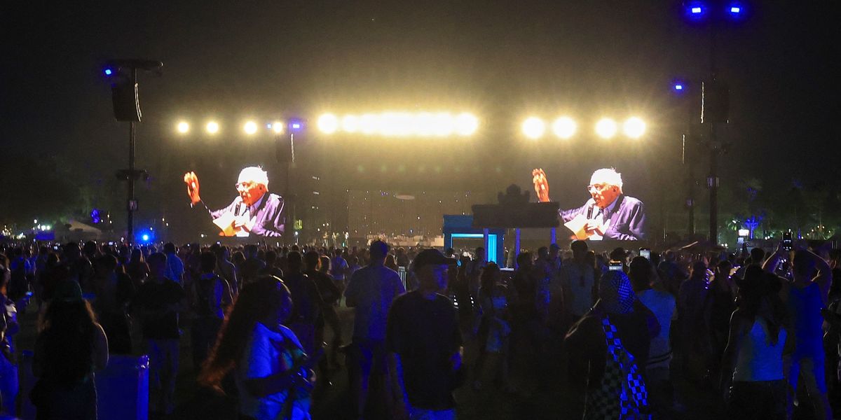 Following Record-Breaking LA Rally, Sanders Takes Fighting Message to Coachella