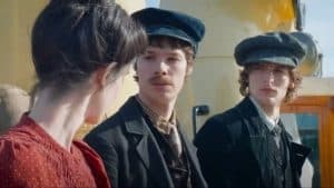 17 millions d'entrées : c'est l'un des réalisateurs français les plus populaires. Voici les premières images de son nouveau film porté par un casting en or !