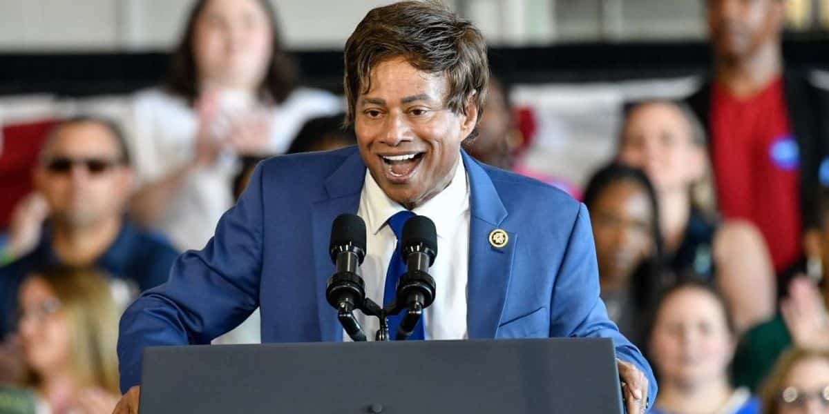 Thanedar Introduces 7 Articles of Impeachment Against Trump to Halt 'Authoritarian Power Grab'