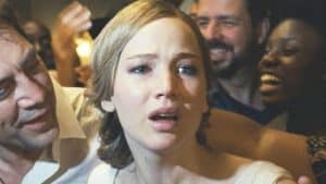 "J’ai jeté le script par terre" : il y a 9 ans, Jennifer Lawrence a connu le tournage le plus difficile de sa carrière