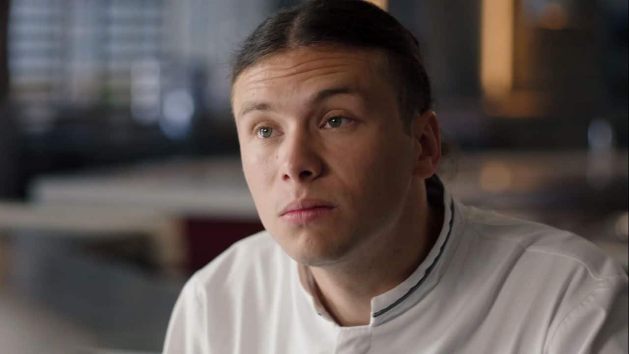 Ici tout commence : "Tu n'as aucune chance", Lionel se retrouve face à un adversaire de taille