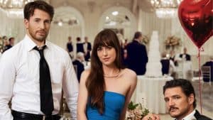 Pedro Pascal + Dakota Johnson + Chris Evans : un trio glamour pour une comédie romantique intelligente, moderne et surprenante