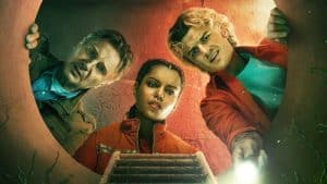 Premières images de Liam Neeson dans une comédie de science-fiction avec une star de Stranger Things !