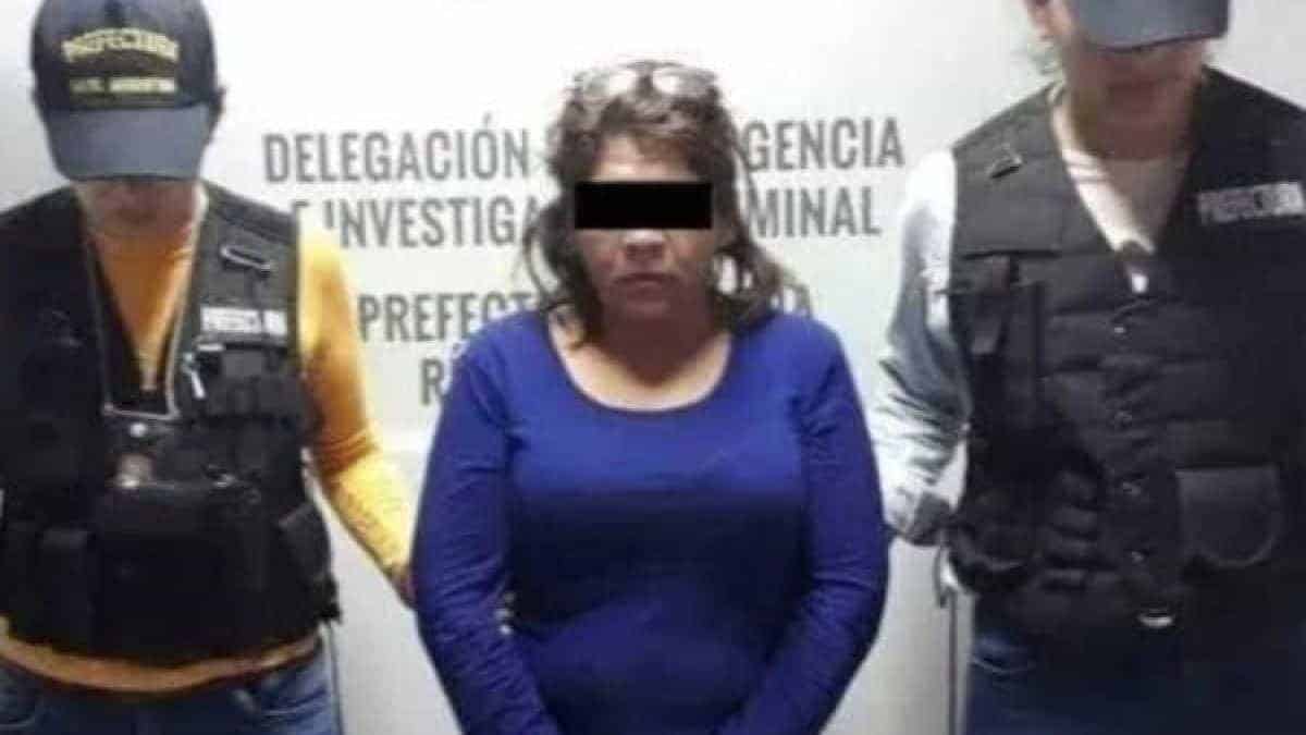 She found photos of her husband with another woman and then realized it was her