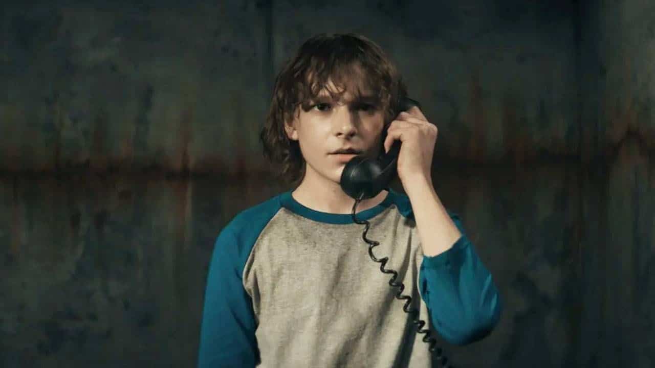 Précédemment dans Black Phone… Comment se terminait le premier film de la saga horrifique ?