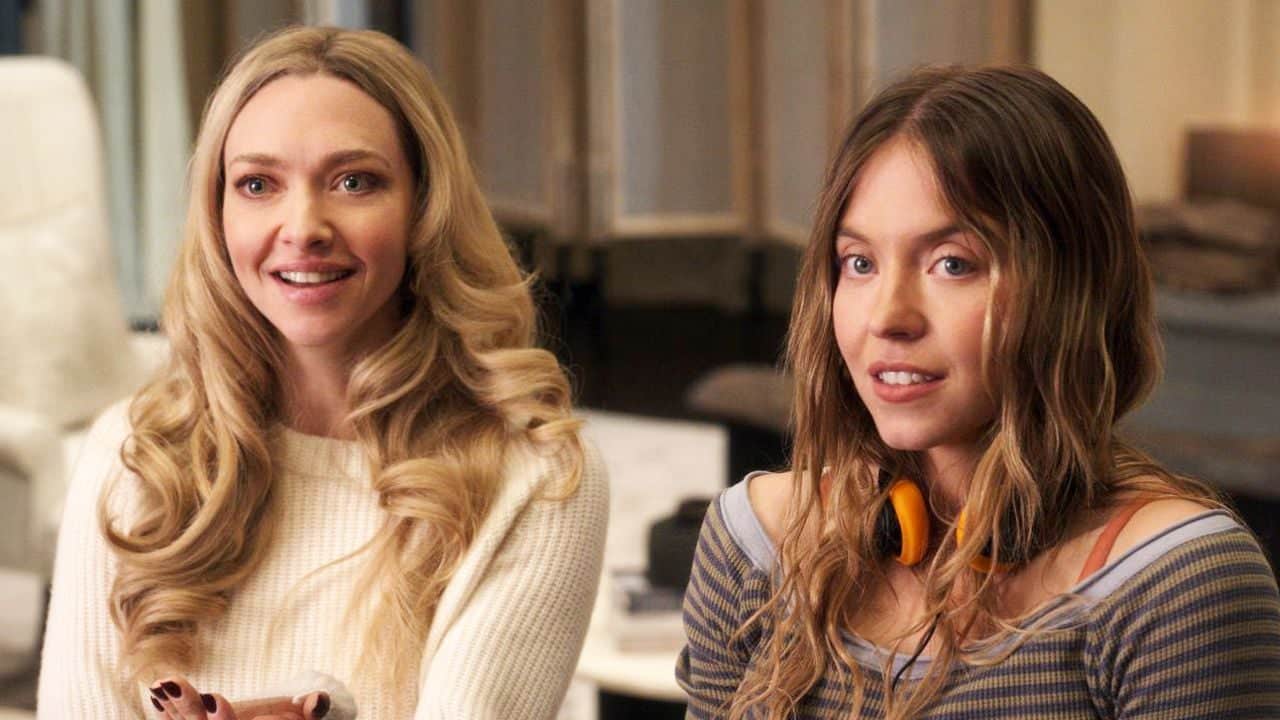 La Femme de ménage avec Sydney Sweeney et Amanda Seyfried : nouvelles images de l'adaptation ciné du roman phénomène !