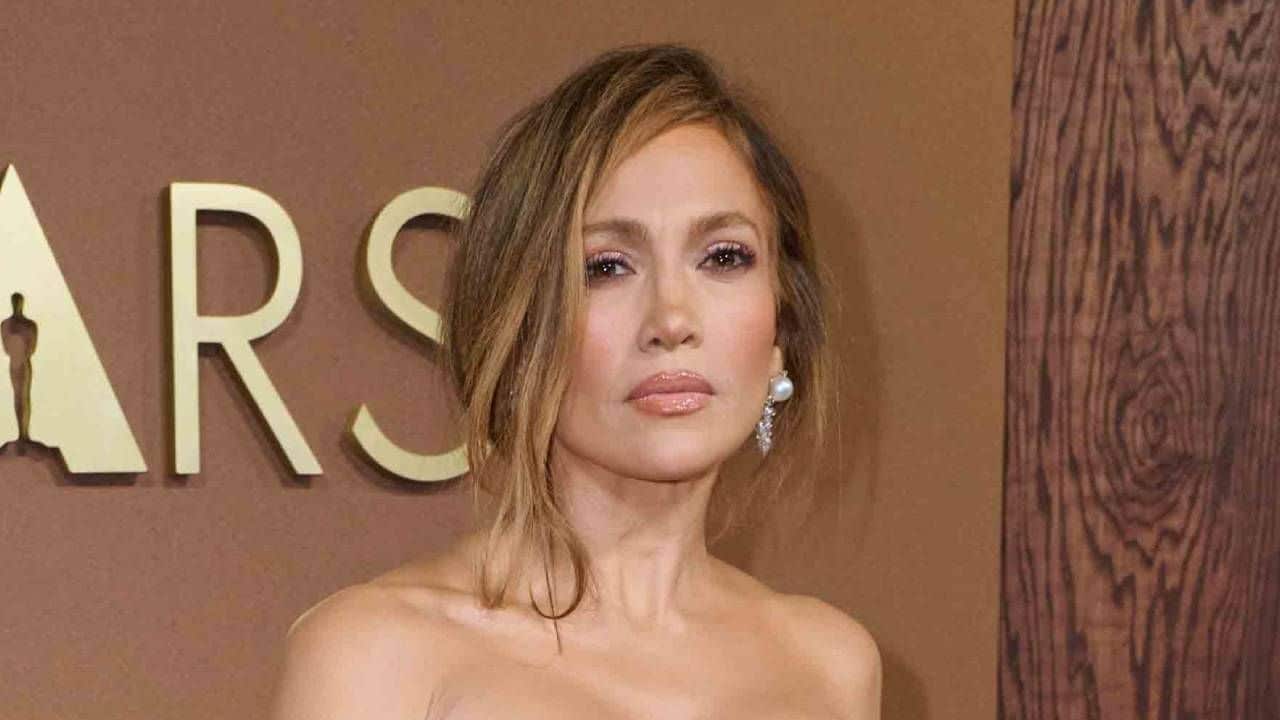 "Du rythme, de belles chansons, des paillettes, de l'amour..." : noté 3,7 sur 5, c'est le meilleur film de Jennifer Lopez !
