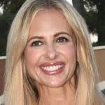 "Elle est splendide dans ce double rôle" : notée 4 sur 5, c'est la meilleure série de Sarah Michelle Gellar... Et ce n'est pas Buffy contre les vampires !