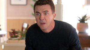 Malcolm : avez-vous repéré cette référence au tout premier épisode ? Elle révèle le message caché de la série !