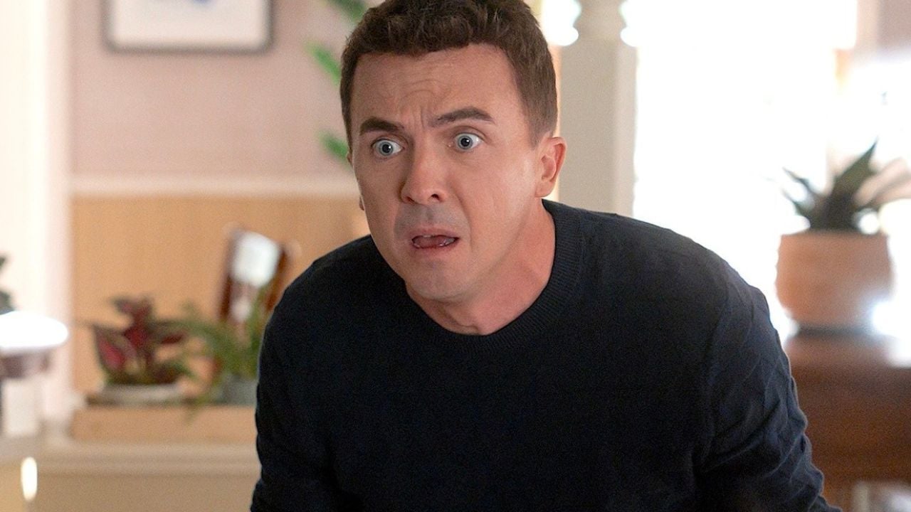 Malcolm : avez-vous repéré cette référence au tout premier épisode ? Elle révèle le message caché de la série !