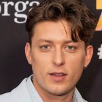 Et si le futur James Bond, c'était lui ? Cet acteur britannique de 26 ans a passé le casting pour incarner 007 dans le prochain film de la saga d'action