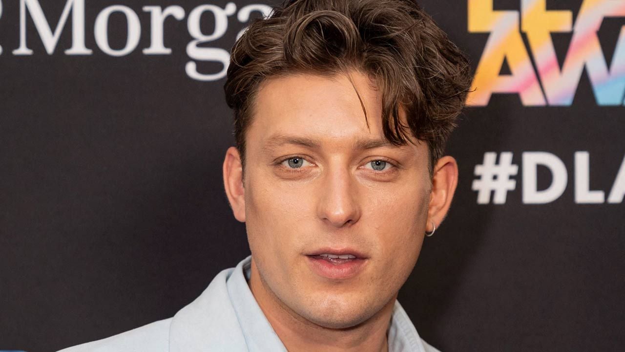 Et si le futur James Bond, c'était lui ? Cet acteur britannique de 26 ans a passé le casting pour incarner 007 dans le prochain film de la saga d'action