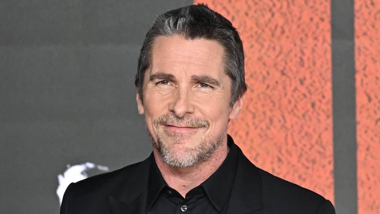 "Je ne le recommande à personne" : Christian Bale ne voulait plus être acteur après avoir tourné pour Spielberg