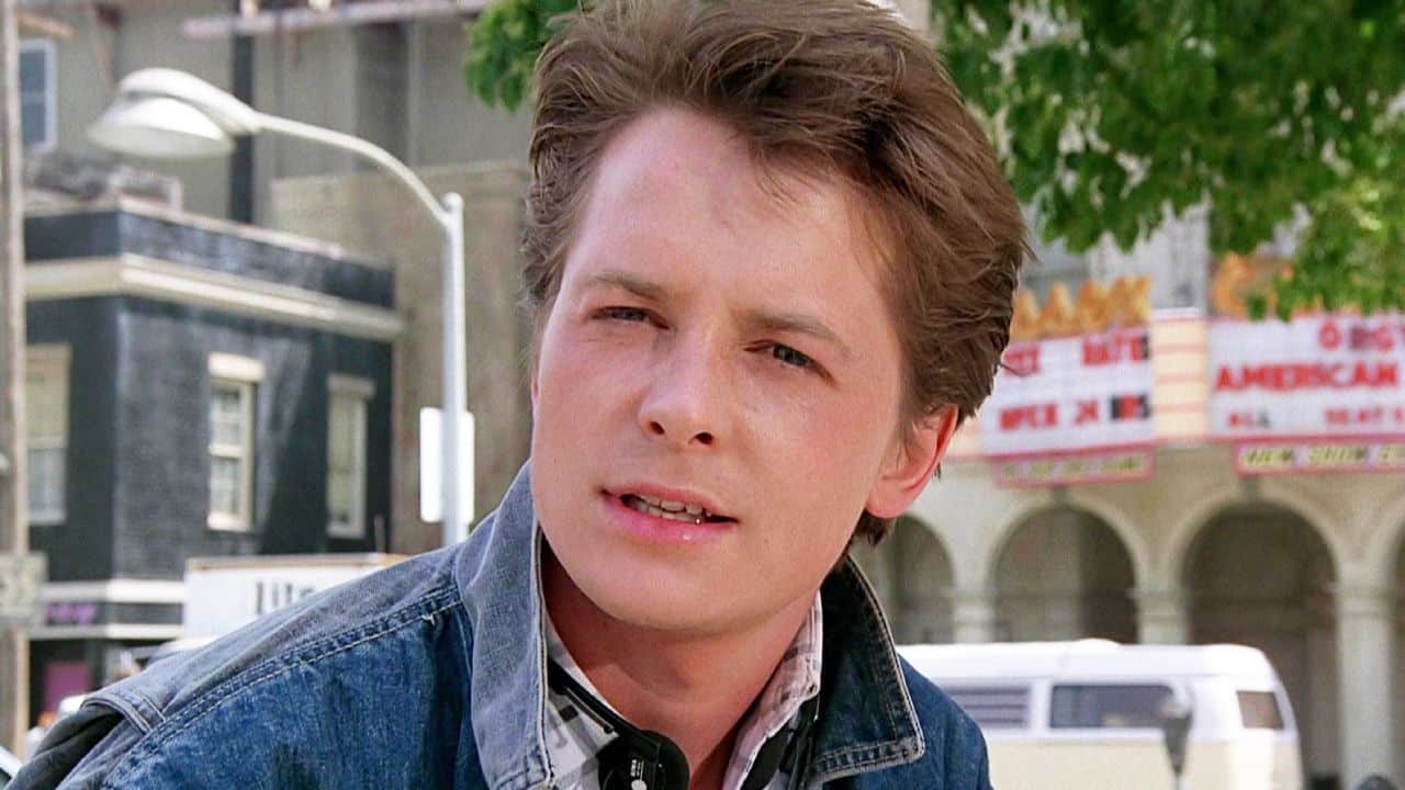 Retour vers le Futur : "Je lui ai asséné une bonne claque dans le dos"... Michael J. Fox raconte sa première rencontre improbable avec Steven Spielberg