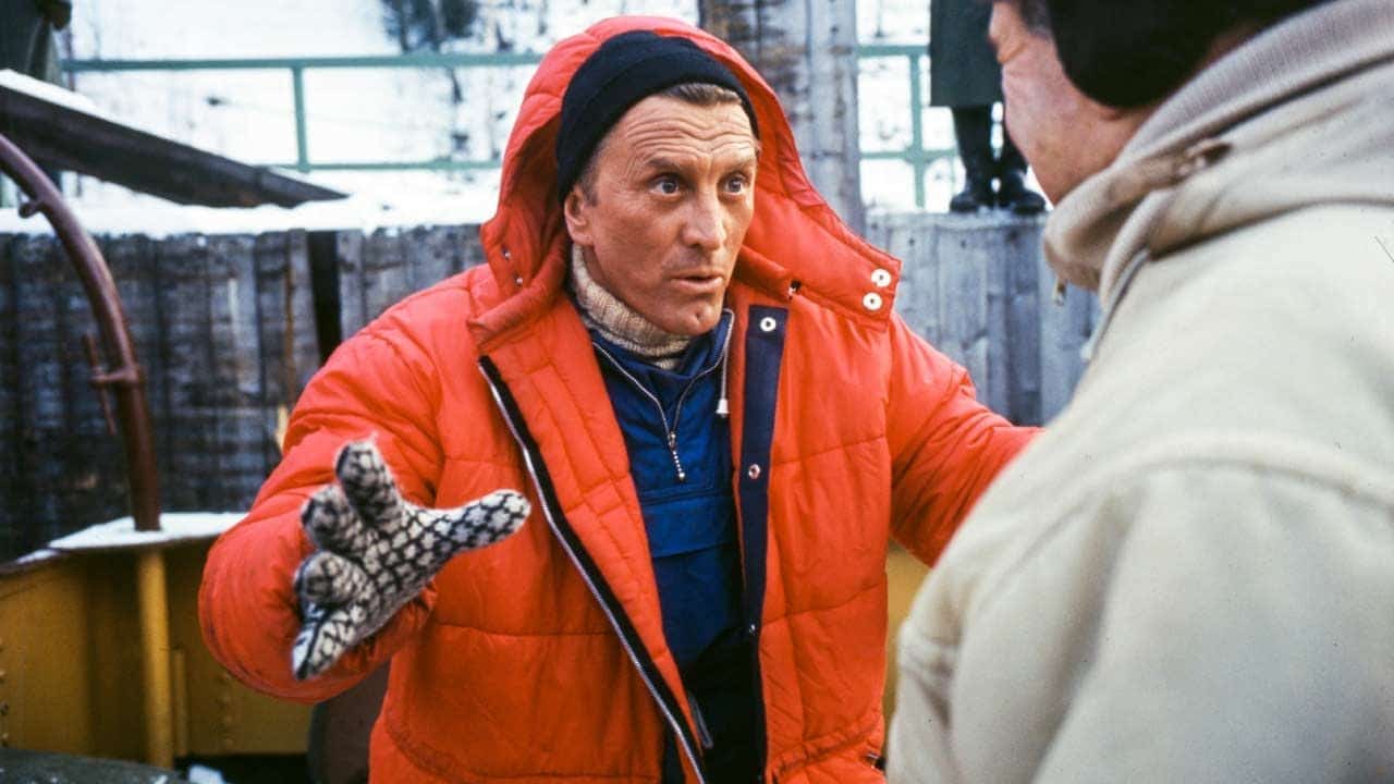 "Il voulait carrément piquer leurs dialogues" : face à Stallone, cette légende du cinéma a failli ruiner un film d'action mythique des années 80