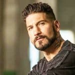 "Il m’a vraiment tapé sur les nerfs" : il y a 9 ans, Jon Bernthal, la star de Punisher et Spider-Man, n'a pas supporté cet acteur aux 2 Oscars
