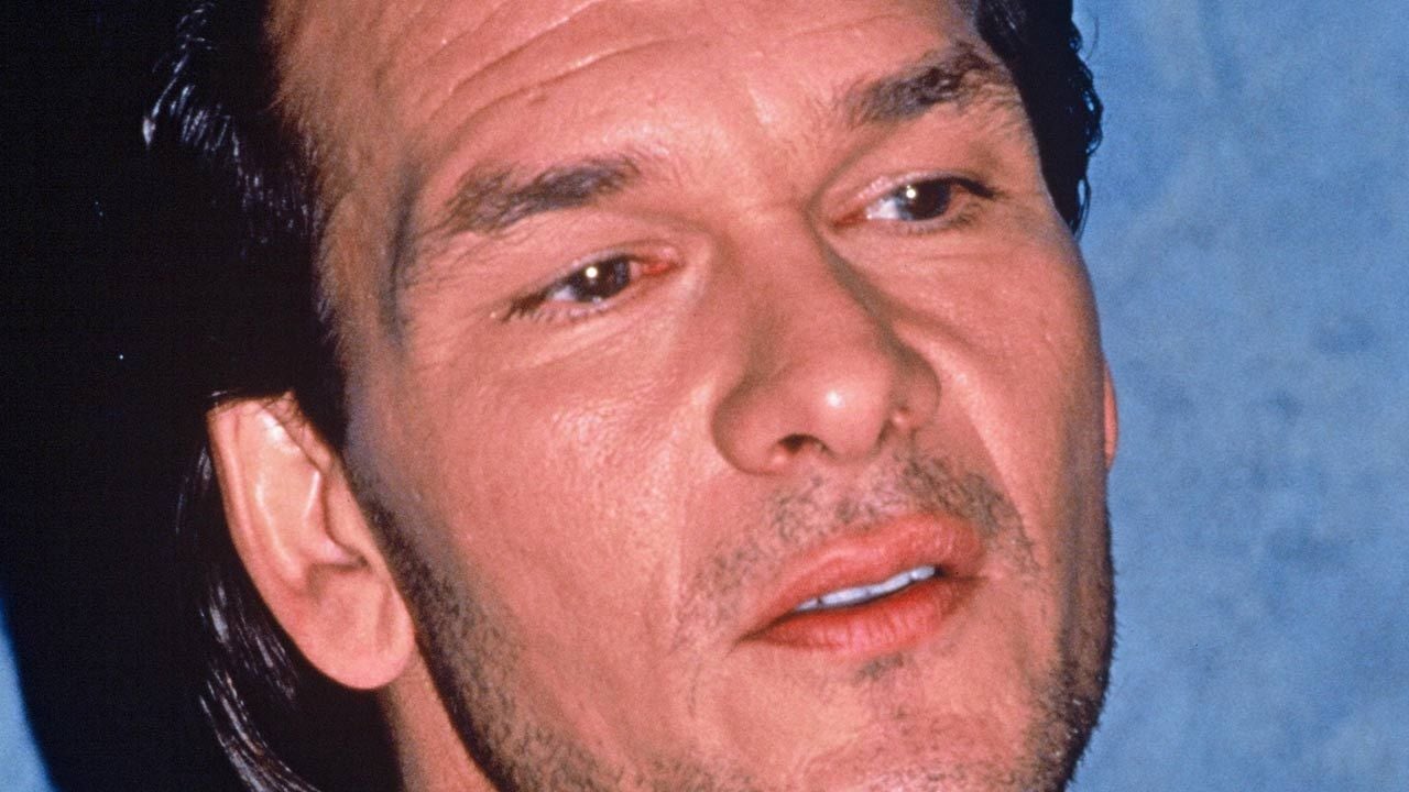 "Je savais dès le départ que c'était une daube" : il y a 23 ans, Patrick Swayze ne voulait pas reprendre son rôle culte, mais il est tout de même au générique de cette suite