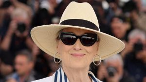 77 ans, 87 films, 3 Oscars : il y a 20 ans, personne ne pensait que la meilleure actrice au monde serait capable de jouer l'héroïne de cette comédie culte, et pourtant !